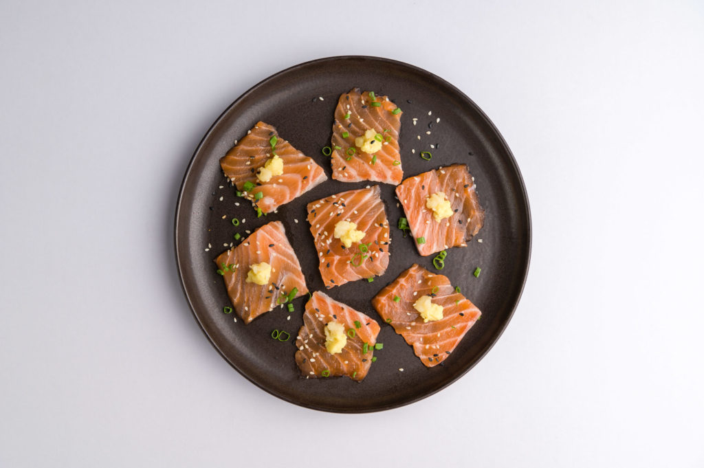 new style salmon sashimi
