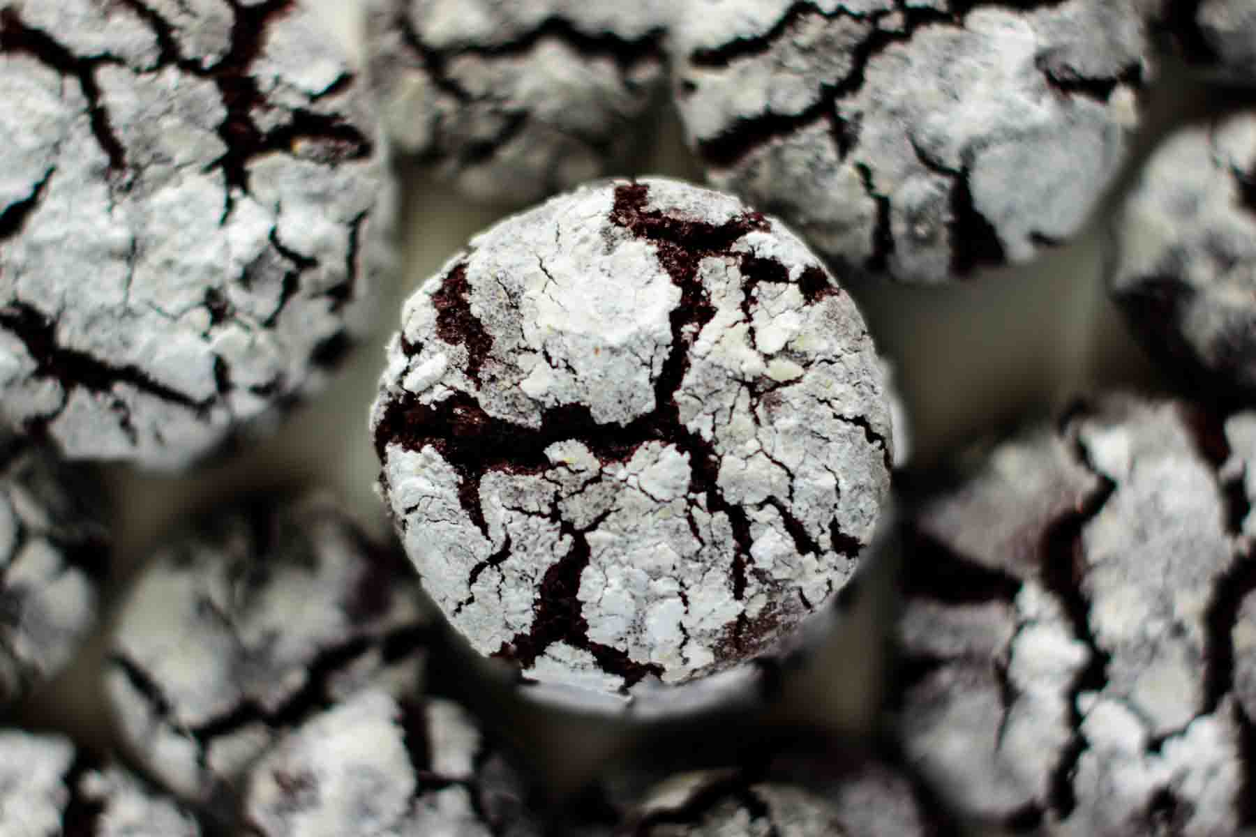 Chocolate Ginger Crinkle Cookies (Earthquake Cookies)