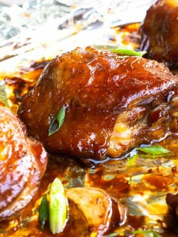 baked soy sauce chicken thighs